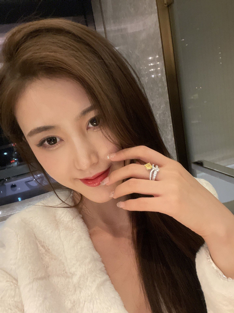 CHAUMET